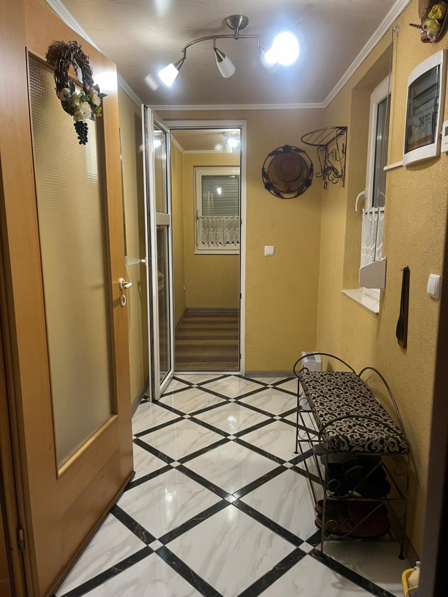 Hotel Окремий Будинок-Апартаменти Rakoshyno Exterior photo